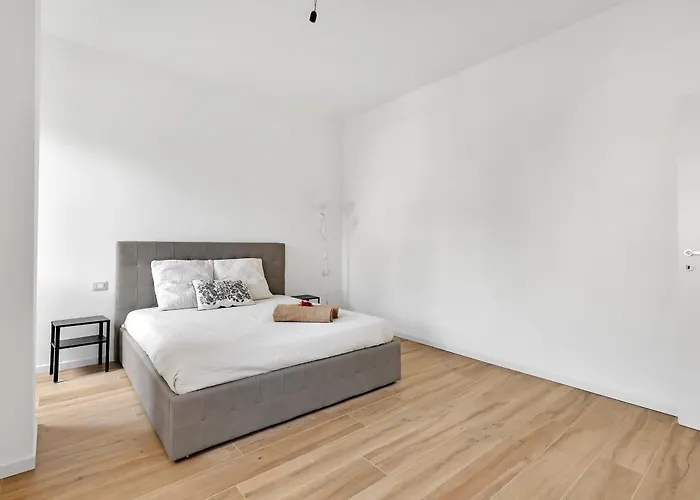 Alessia's Flat - Bonomelli 2 *