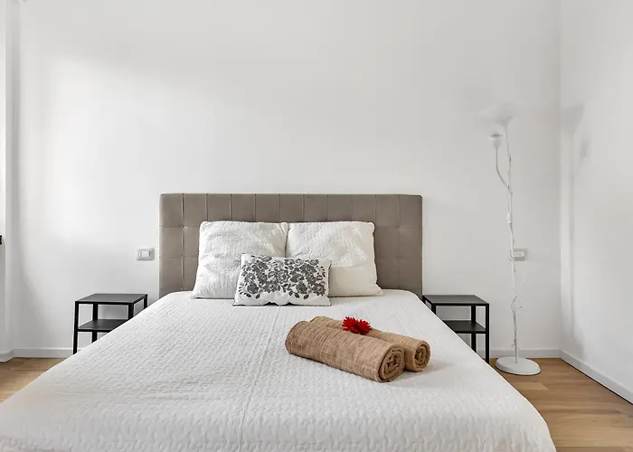 Apartment Alessia's Flat - Bonomelli 2 *